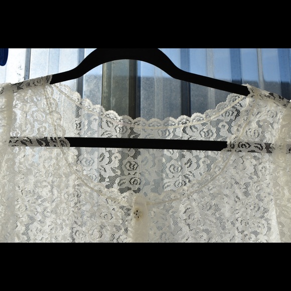 Vintage Lace Blouse - Picture 2 of 7